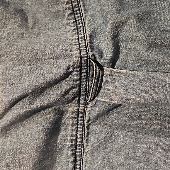 Solutions- Top - Picture 6 of 9